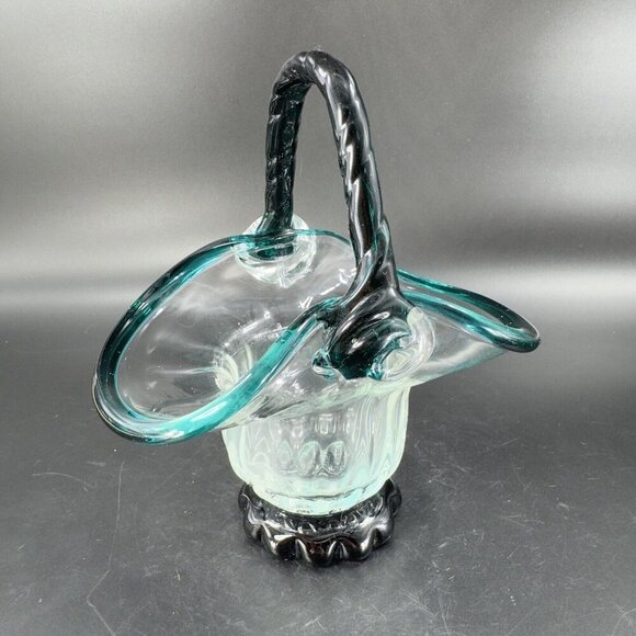 Hand Blown Glass Basket Bowl With Dark Green Edges Handle And Clear Center VTG - Picture 10 of 15